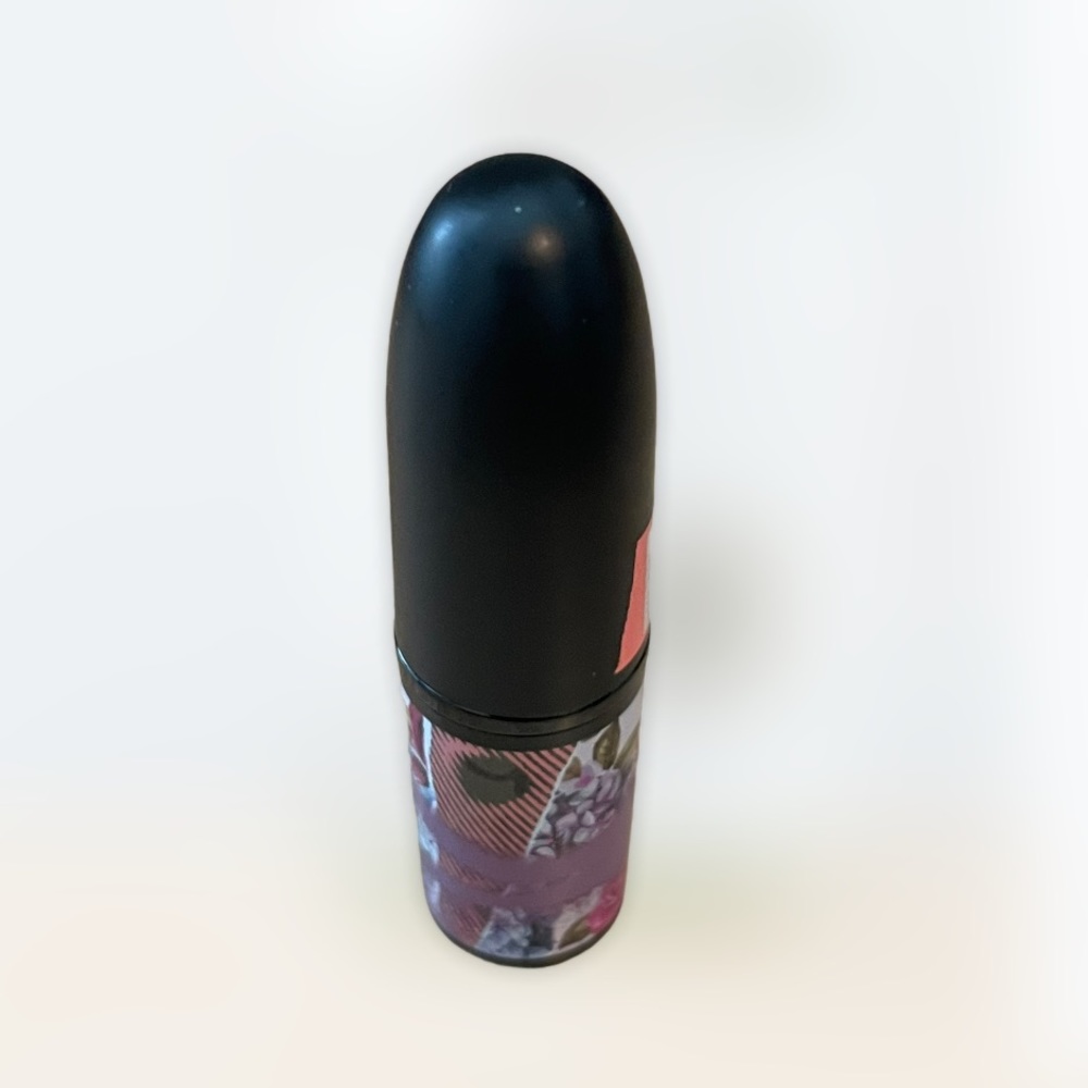 NEW MAC Cosmetics Risk Taker Ruby Woo Red Lipstick - Picture 3 of 6